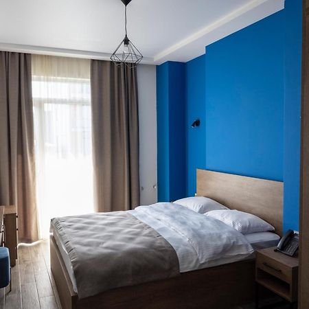 Gardenville Batumi Bagian luar foto